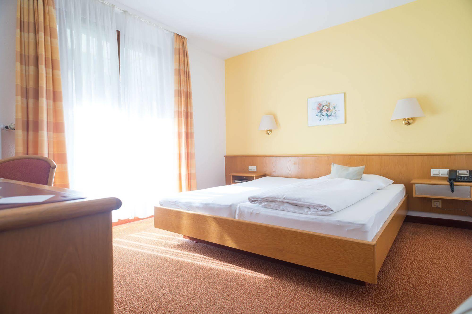 Hotel Hirschengarten Freiburg im Breisgau Exteriér fotografie